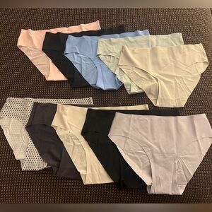 NWOB Lululemon Invisiwear Mid Rise Bikini Bundle - Small